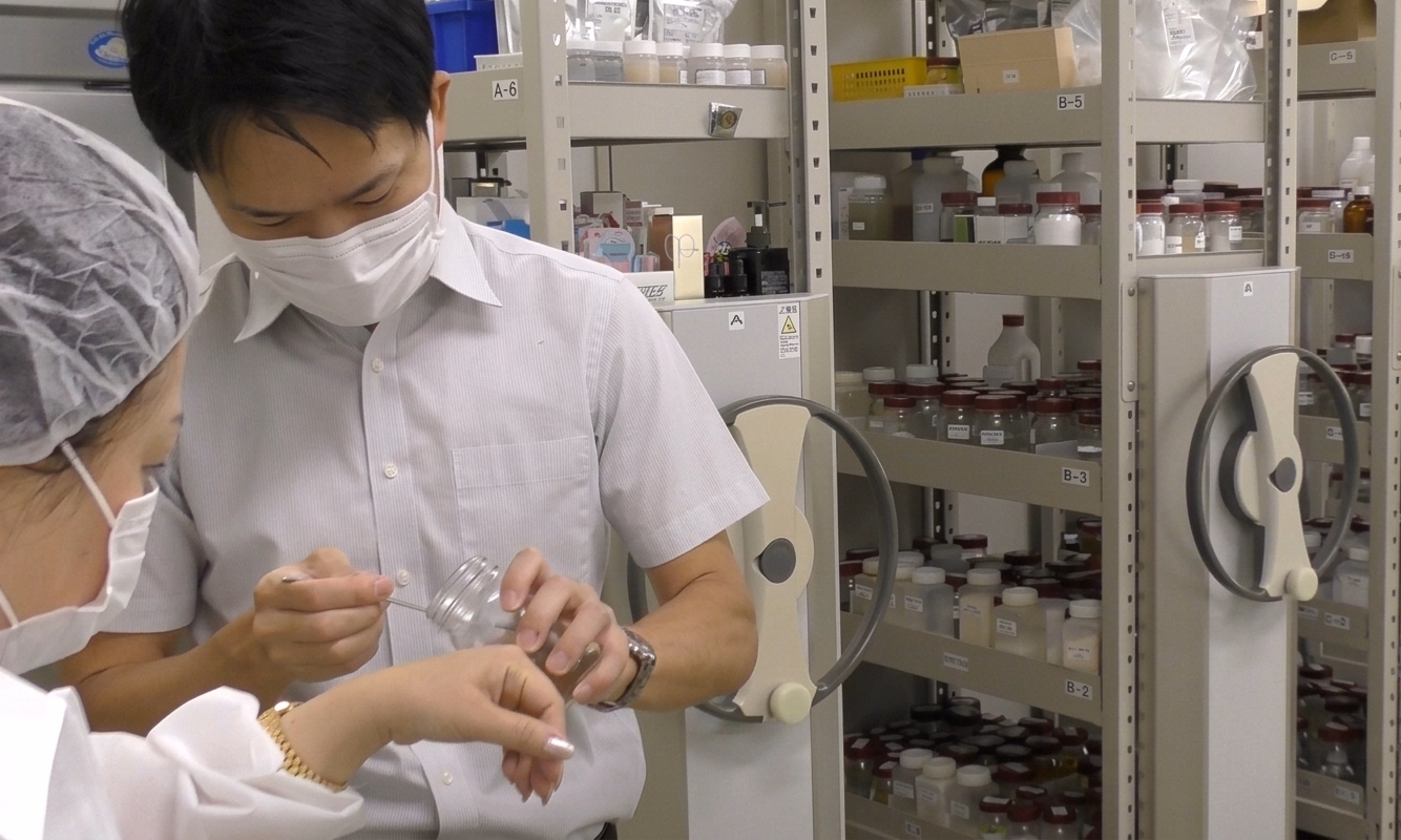 CEO Trang Testing Equine Placenta Extract